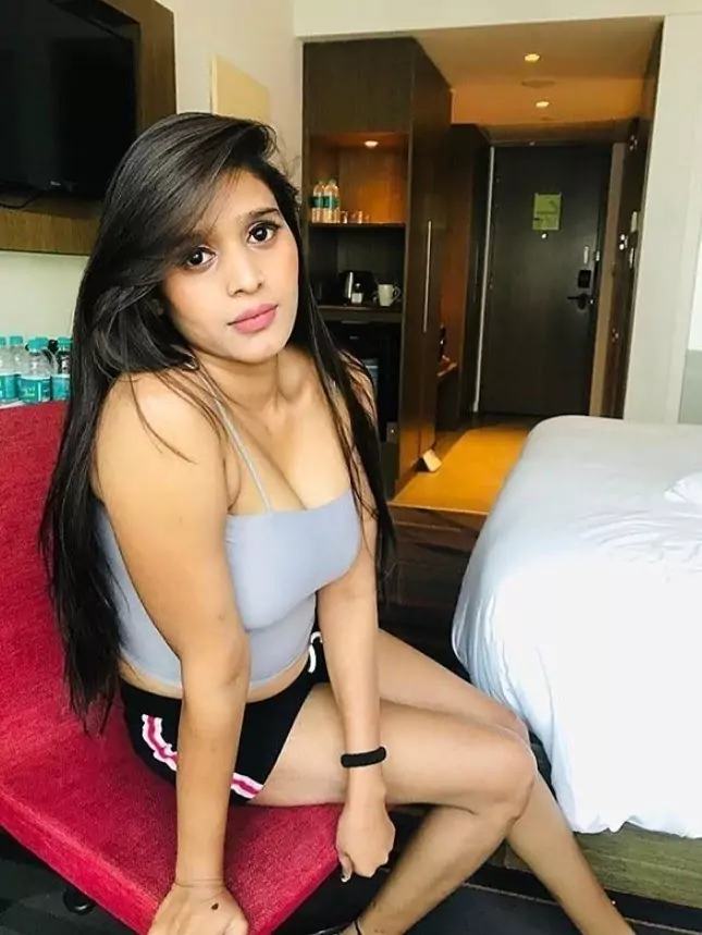 कॉल गर्ल्स सर्विस मुंडी